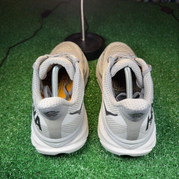 HOKA ONE ONE CLIFTON 9 - Men’s Running Shoes - SIZE 11D - Picture 4 of 9